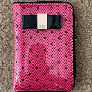 Victoria’s Secret Travel Essential Brush Kit